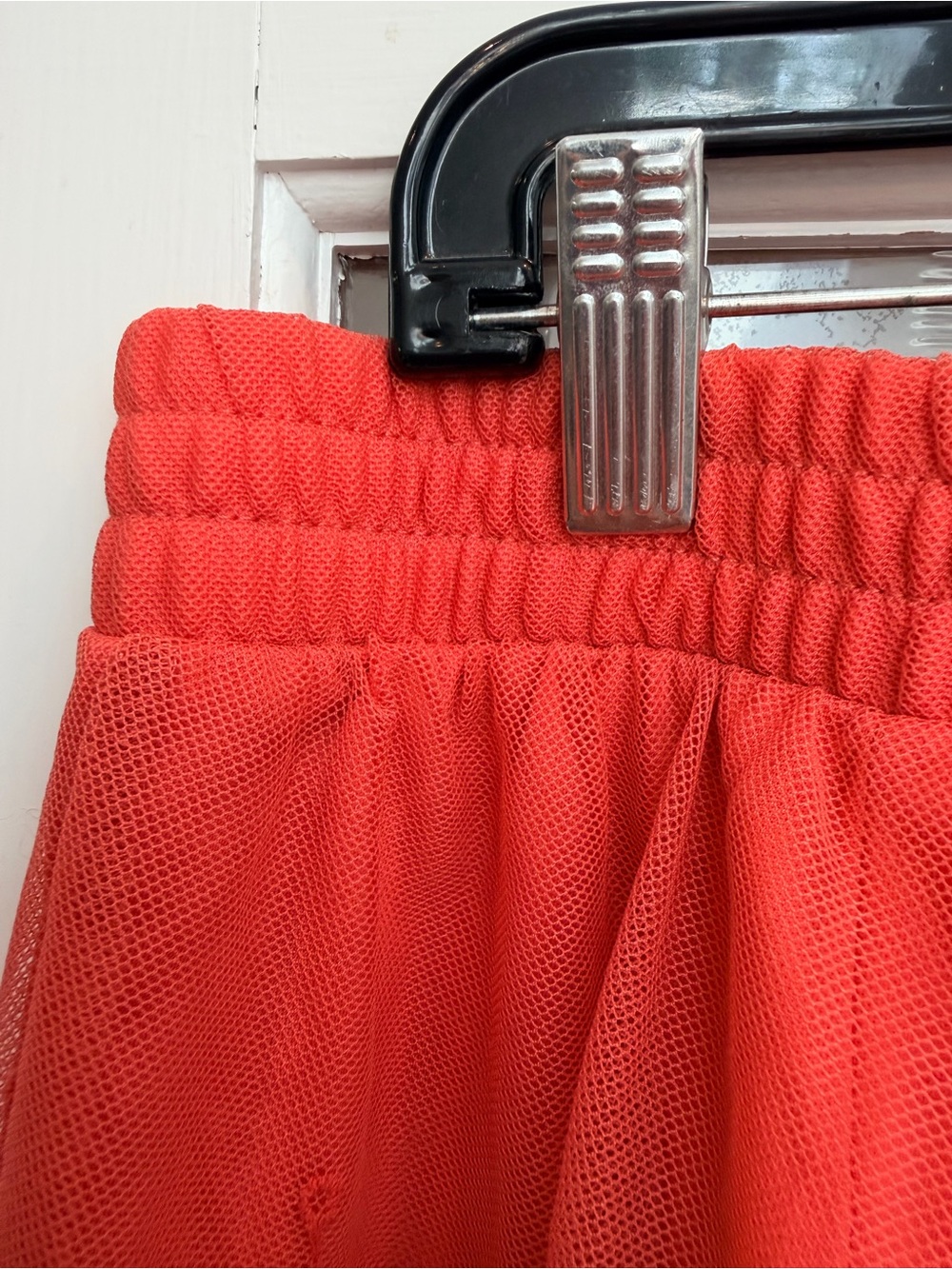 Torrid Feminine Coral 5 Inch Pull-On Stretch Mesh Mid-Rise Short Size Medium M - Picture 3 of 10